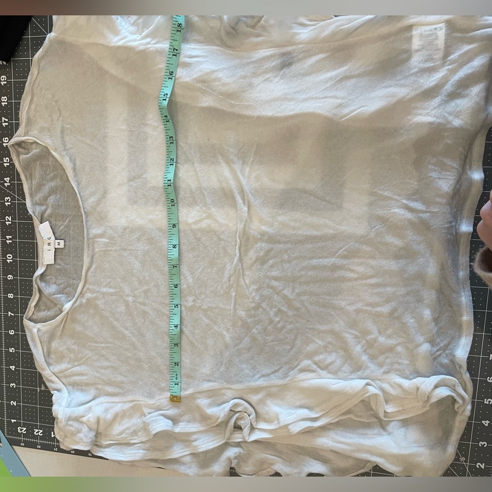 Iro Medium Sheet Soft Soft Fabric Flutter Sleeve … - image 5